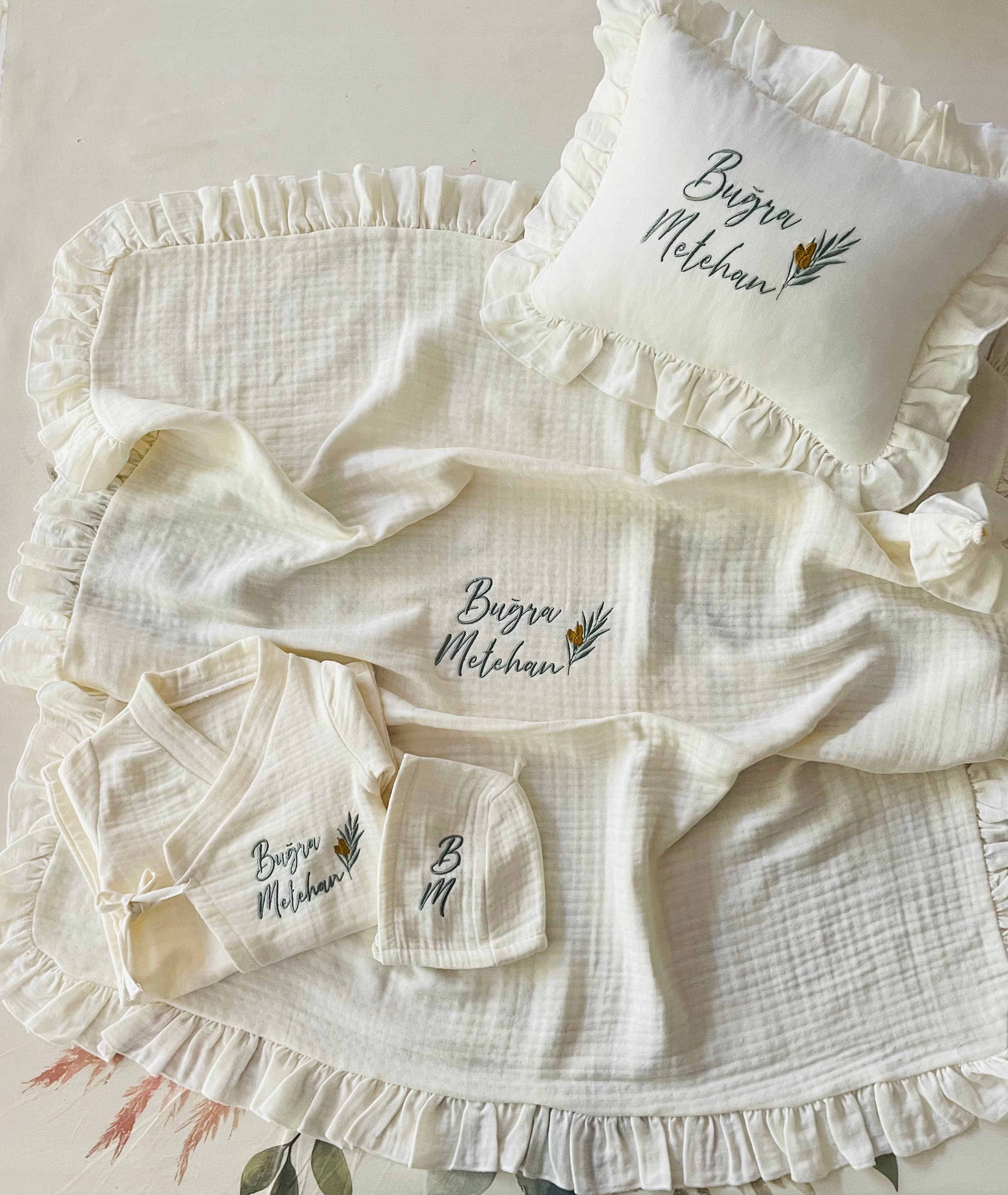 Zeytin yaprak desenli müslin set